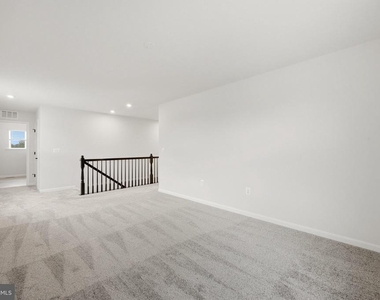 102 Curtain Fall Drive - Photo Thumbnail 29