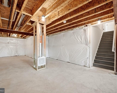 102 Curtain Fall Drive - Photo Thumbnail 46