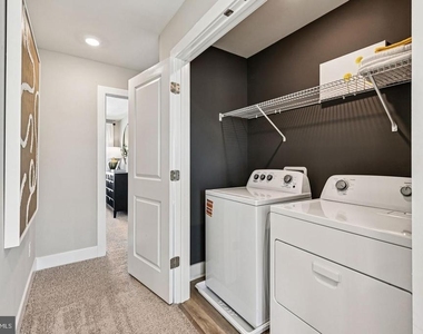 135 Willett Hollow Street - Photo Thumbnail 15