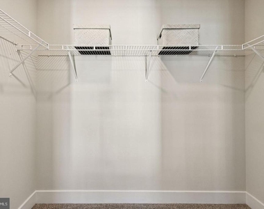 135 Willett Hollow Street - Photo Thumbnail 8