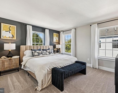 135 Willett Hollow Street - Photo Thumbnail 11