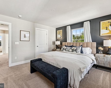 135 Willett Hollow Street - Photo Thumbnail 10