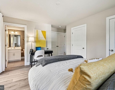 135 Willett Hollow Street - Photo Thumbnail 25