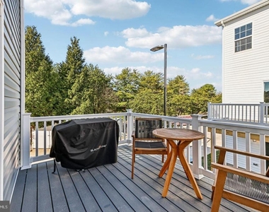 135 Willett Hollow Street - Photo Thumbnail 1