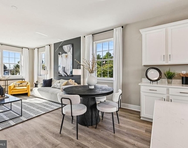 135 Willett Hollow Street - Photo Thumbnail 36