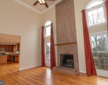 80 Brookshire Drive - Photo Thumbnail 3