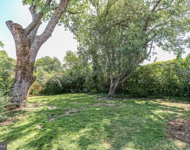 1213 Stafford Avenue - Photo Thumbnail 25