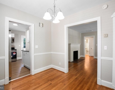 1213 Stafford Avenue - Photo Thumbnail 7