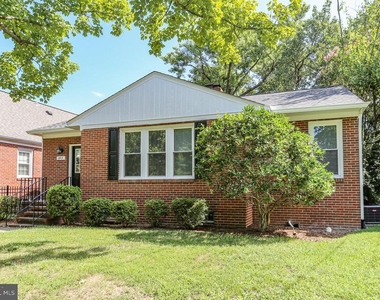 1213 Stafford Avenue - Photo Thumbnail 29