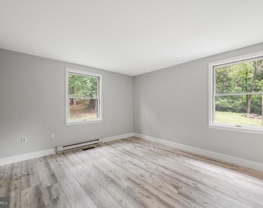 813 Leeds Manor Lane - Photo Thumbnail 16