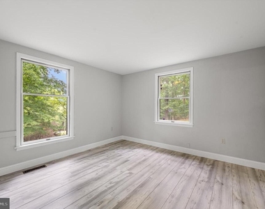 813 Leeds Manor Lane - Photo Thumbnail 14