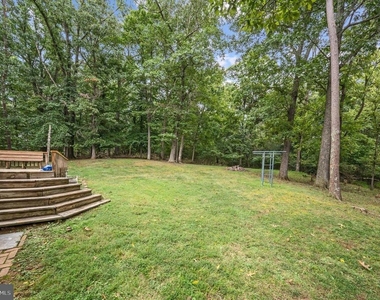 813 Leeds Manor Lane - Photo Thumbnail 31