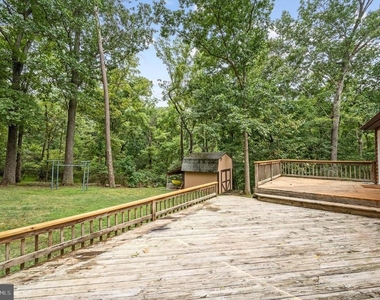 813 Leeds Manor Lane - Photo Thumbnail 29
