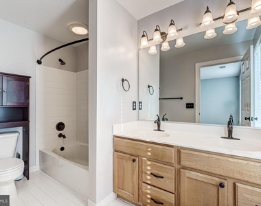 5820 Pearson Lane - Photo Thumbnail 30
