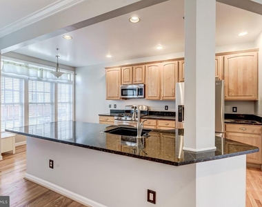 5820 Pearson Lane - Photo Thumbnail 12