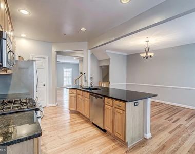 5820 Pearson Lane - Photo Thumbnail 16