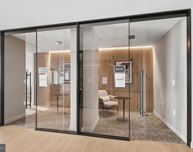 2050 S Bell Street - Photo Thumbnail 5