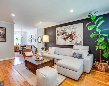 4152 36th Street S - Photo Thumbnail 3