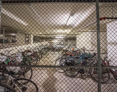 888 N Quincy Street - Photo Thumbnail 16