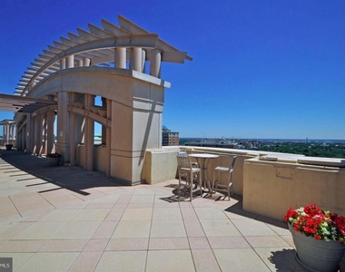 888 N Quincy Street - Photo Thumbnail 14