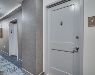 888 N Quincy Street - Photo Thumbnail 2