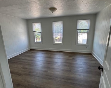 245 S Belvidere Avenue - Photo Thumbnail 5