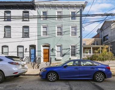 3869 Terrace Street - Photo Thumbnail 12