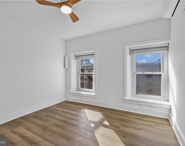 3869 Terrace Street - Photo Thumbnail 5