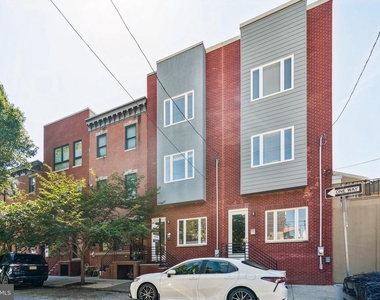 1456 E Columbia Avenue - Photo Thumbnail 7