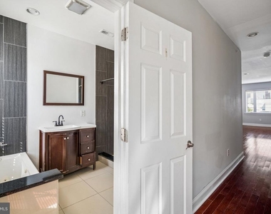 1456 E Columbia Avenue - Photo Thumbnail 27