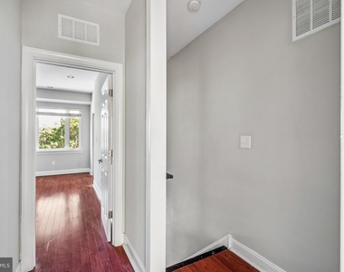 1456 E Columbia Avenue - Photo Thumbnail 20