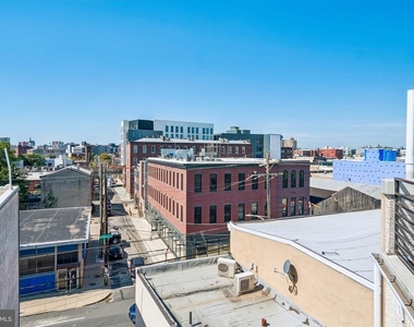 1456 E Columbia Avenue - Photo Thumbnail 32