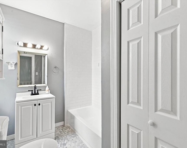 5314 Osage Avenue - Photo Thumbnail 11