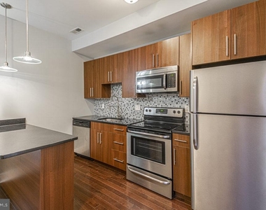 2012 W Girard Avenue - Photo Thumbnail 12