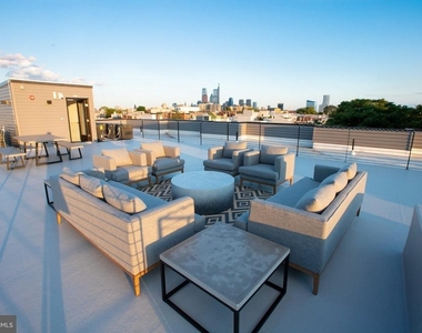 2940 W Thompson Street - Photo Thumbnail 11