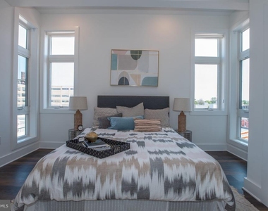2940 W Thompson Street - Photo Thumbnail 32