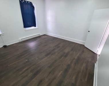 1617 Wakeling Street - Photo Thumbnail 4
