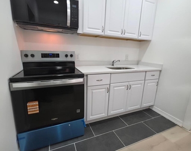 1617 Wakeling Street - Photo Thumbnail 4