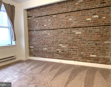 330 S Juniper Street - Photo Thumbnail 3