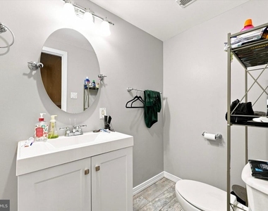 970 N Lawrence Street - Photo Thumbnail 8