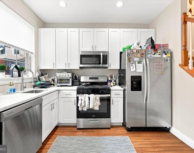 970 N Lawrence Street - Photo Thumbnail 6