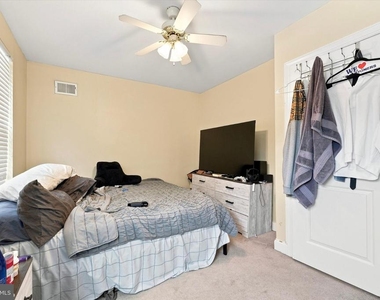 970 N Lawrence Street - Photo Thumbnail 11