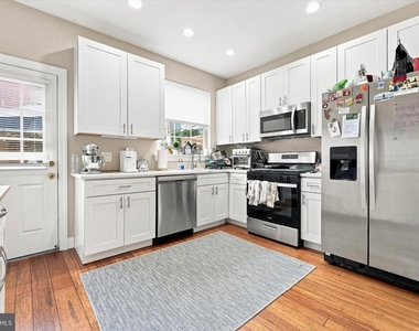 970 N Lawrence Street - Photo Thumbnail 5