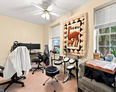 970 N Lawrence Street - Photo Thumbnail 9