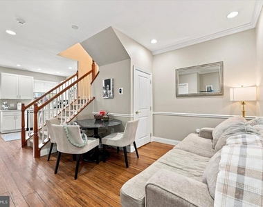 970 N Lawrence Street - Photo Thumbnail 1