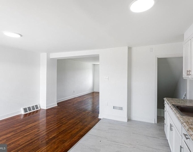 7545 Overbrook Avenue - Photo Thumbnail 6