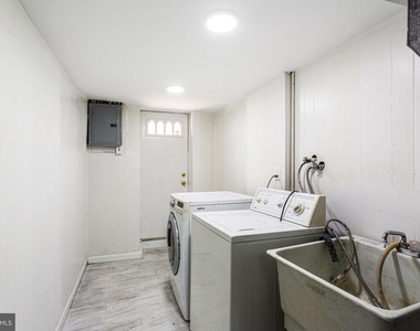 7545 Overbrook Avenue - Photo Thumbnail 23