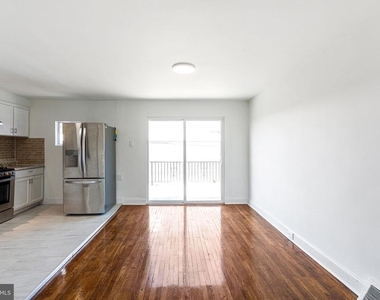 7545 Overbrook Avenue - Photo Thumbnail 5