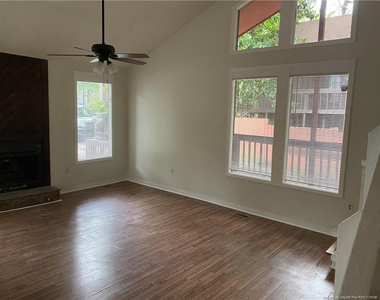 315 Narwhal Court - Photo Thumbnail 3
