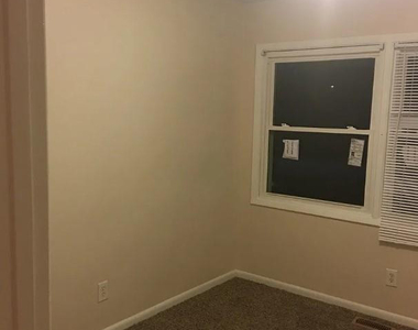 316 Folgers Drive - Photo Thumbnail 1